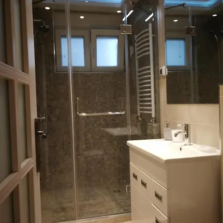 Center , Light Of Dorcol